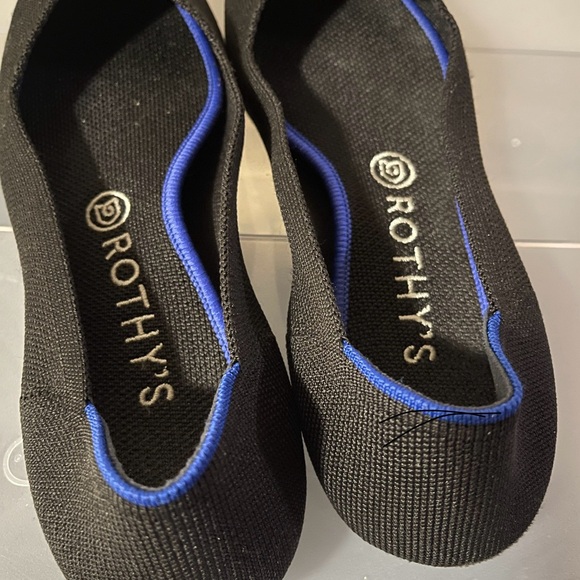 Rothy’s The Point Black Solid - Picture 6 of 8